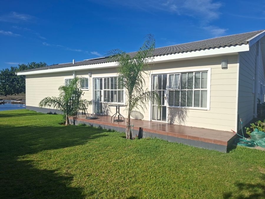 3 Bedroom Property for Sale in Riverside Western Cape